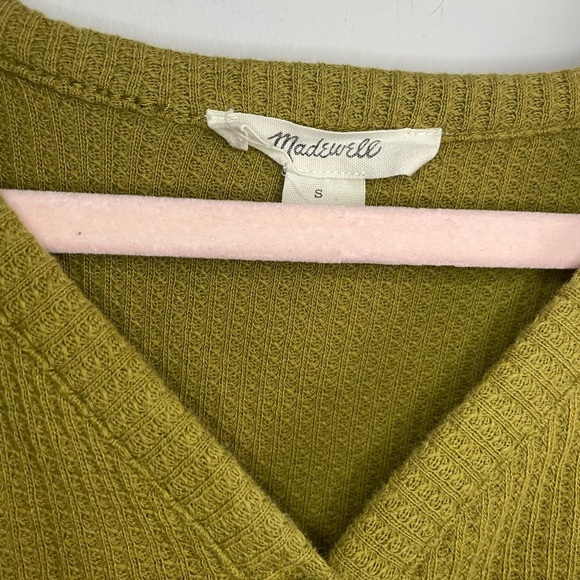 Madewell Oversized Light Button Up Top in Olive - Picture 4 of 8